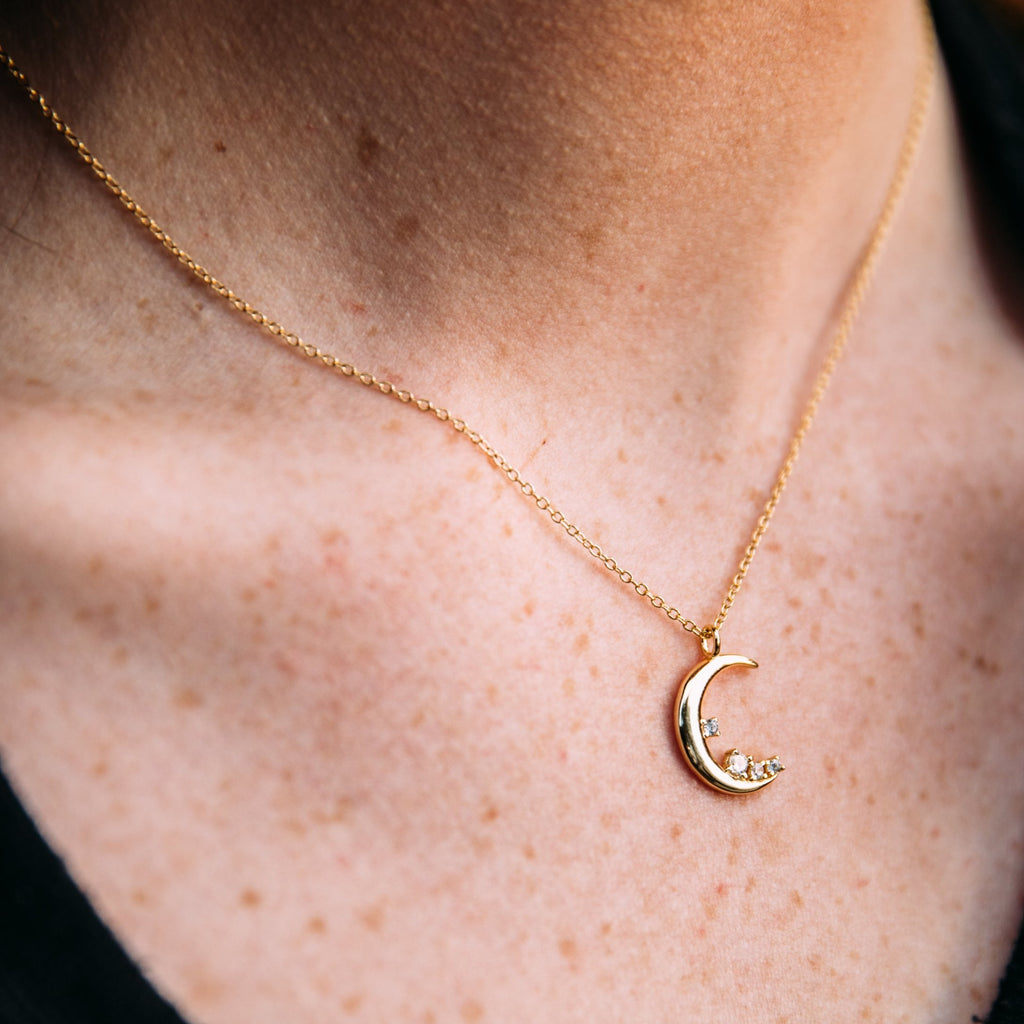 Necklace - Selene Crescent Moon Necklace